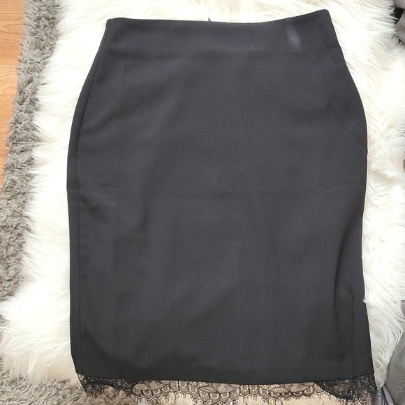 Forever 21 Black Pencil Skirt (Lace Hem) - Picture 2 of 12